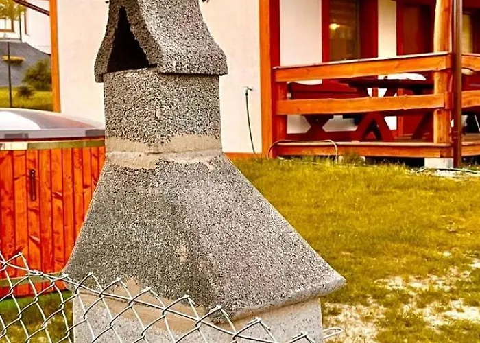 Dom wakacyjny Eden Z Ballią Golubie